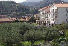 Отель Residence Il Borgo degli Ulivi Resort в городе Тово-Сан-Джакомо, Италия