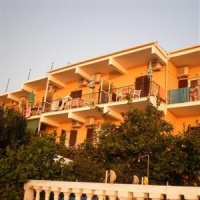 Отель Meltemi Apartments Perama в городе Гастури, Греция