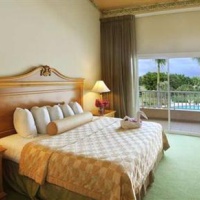 Отель Embassy Suites by Hilton Los Marlins Hotel & Golf Resort в городе Хуан Долио, Доминиканская Республика