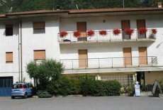 Отель Affittacamere La Martina в городе Вигано Сан мартино, Италия