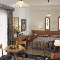 Отель Chrielka Hotel Apts в городе Лимасол, Кипр