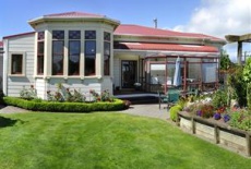 Отель Villa Heights Bed and Breakfast в городе Леппертон, Новая Зеландия