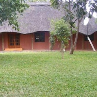 Отель Limbo Lodge в городе Ливингстон, Замбия