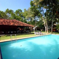 Отель Manahara Beach Cottage & Cabanas в городе Тангалла, Шри-Ланка