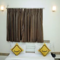 Отель Vista Rooms At Mashal Chowk в городе Даман, Индия