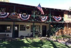 Отель Kern Riverfront Lodge в городе Кернвилл, США