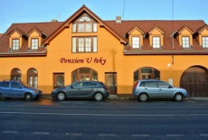 Отель Penzion U Reky в городе Blucina, Чехия