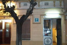 Отель Porta de Ferro Hostal в городе Сант-Бой-де-Льобрегат, Испания