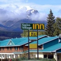 Отель Swiss Village Inn Golden Canada в городе Голден, Канада