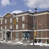 Отель Quality Hotel Champlain Waterfront в городе Северн Бридж, Канада
