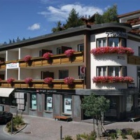 Отель Robinson Hotel Crans-Montana в городе Кран-Монтана, Швейцария