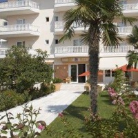 Отель Hotel Ioni Paralia Katerinis в городе Катерини, Греция
