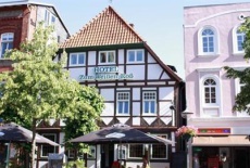 Отель Hotel Zum Weissen Ross Winsen (Luhe) в городе Стелле, Германия
