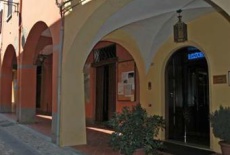 Отель Albergo Cane' в городе Доцца, Италия