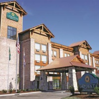 Отель La Quinta Inn & Suites Hollister в городе Холлистер, США