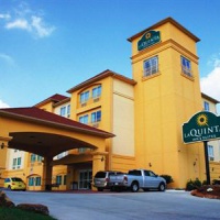 Отель La Quinta Inn & Suites Woodlands Northwest в городе Зе-Вудлендс, США