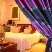 Отель Bed And Breakfast Fontenay Aux Roses в городе Фонтене-Окс-Роз, Франция