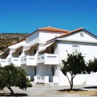 Отель Klima Paradise Beachfront Studios and Apartments в городе Klima, Греция