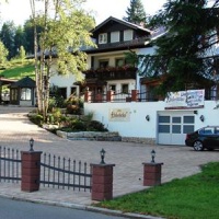Отель Hotel Hubertushof Oberstaufen в городе Оберштауфен, Германия