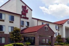 Отель Red Roof Inns & Suites Savannah Airport Pooler в городе Ньюилс-Стилсон, США