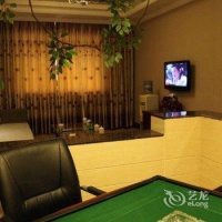 Отель Jiuzhou Hotel Xinxiang в городе Синьсян, Китай