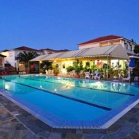 Отель Hotel Metaxa в городе Каламаки, Греция