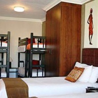 Отель The Wacky Bush Lodge в городе Лангебан, Южная Африка