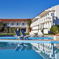 Отель Chryssana Beach Hotel в городе Колимвари, Греция