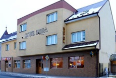 Отель Hotel Tatra Novy Bydzov в городе Novy Bydzov, Чехия