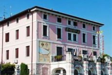 Отель Dogana Vecchia Hotel Udine в городе Тривиньяно-Удинезе, Италия