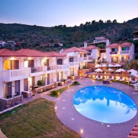 Отель 4 Epoches Hotel в городе Стени Вала, Греция
