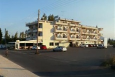 Отель Kokkoni Beach Hotel в городе Kokkoni, Греция