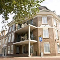 Отель B's Strandappartementen в городе Домбург, Нидерланды