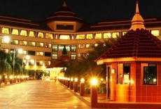 Отель Golden Dragon Resort в городе Сингбури, Таиланд
