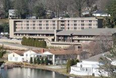 Отель Lake Junaluska Conference and Retreat Center в городе Лейк Джуналаска, США