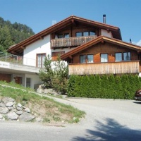 Отель SIEMI Grunenfelder в городе Лакс, Швейцария