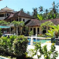Отель Bali Shangrila Beach Club в городе Канди Даса, Индонезия