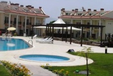Отель Oasis Holiday Bungalows в городе Яныклар, Турция