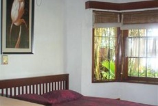 Отель Bolgoda Cottage в городе Моратува, Шри-Ланка