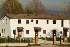 Отель La Locanda Di Via Della Ralla в городе Кьесина Уззанезе, Италия