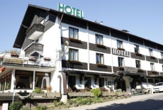 Отель Hotel Bergschlosschen Simmern в городе Зиммерн, Германия