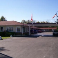 Отель Cardinal Court Motel в городе Сен-Тома, Канада