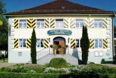 Отель Schloss Gasthof Sonne в городе Майерхёфен, Германия