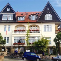 Отель Kurvilla Furstin Pauline Hotel Bad Salzuflen в городе Бад-Зальцуфлен, Германия