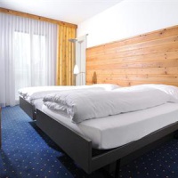 Отель Hotel Weisses Kreuz Lyss в городе Лис, Швейцария