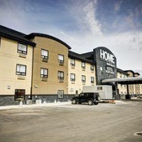Отель Home Inn & Suites - Swift Current в городе Свифт Керрент, Канада