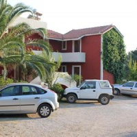 Отель Hotel Dendrolivano в городе Minia, Греция