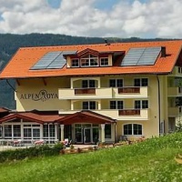Отель Alpen Royal в городе Йерценс, Австрия