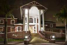 Отель Kingfisher Lodge в городе Mount Edgecombe, Южная Африка