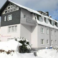 Отель Haus am Kurpark Hotel Bad Steben в городе Бад-Штебен, Германия